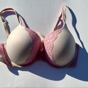 Victoria’s Secret Perfect Shape, push up bra in size 36D, fits beautifully